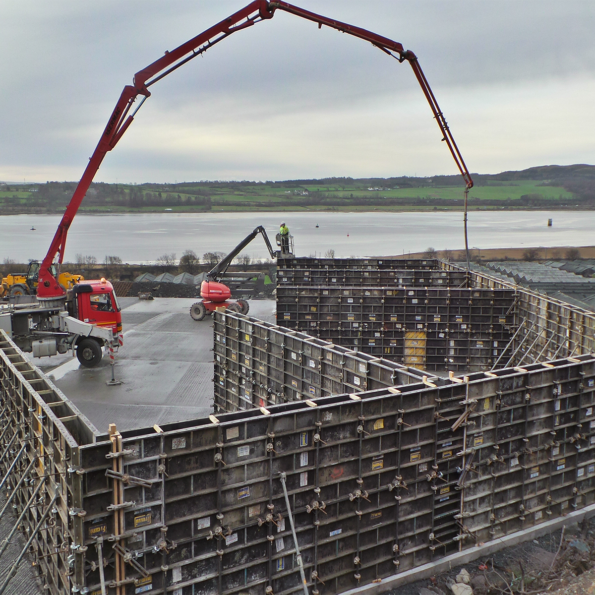 Mabey Hire frami panel system on site