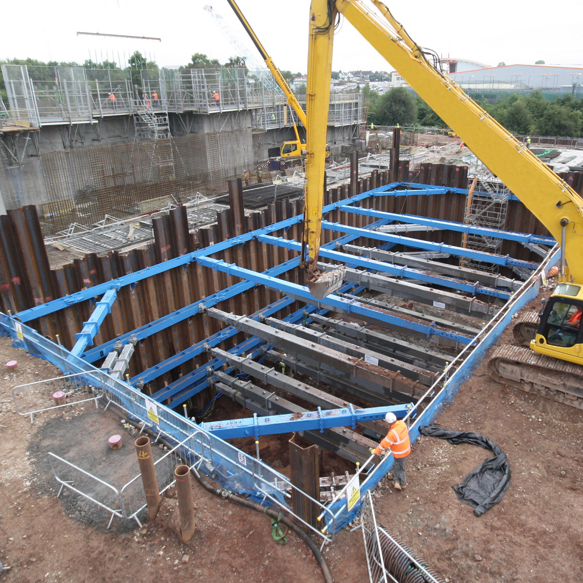 Mabey Hire supershaft plus excavation bracing frame on site