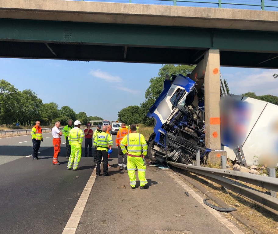 M6 Bridge Strike, Lancashire_2