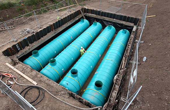 Supporting tank installation in difficult ground conditions